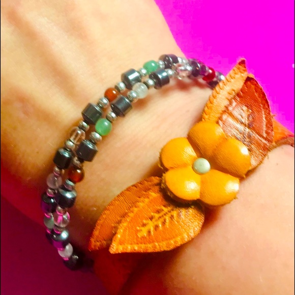 Urban Outfitters Jewelry - Leather flower snap cuff bracelet